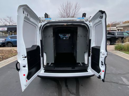 Used 2022 RAM ProMaster City Tradesman image 13