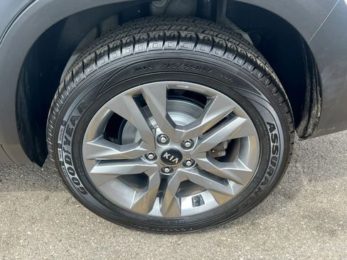 Used 2021 Kia Seltos LX AWD/4WD image 11