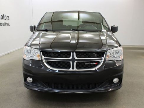 Used 2020 Dodge Grand Caravan SE FWD image 7