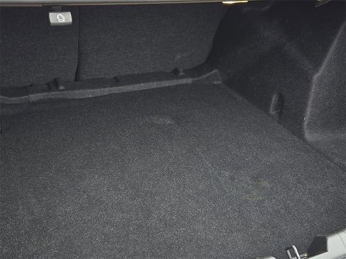 Used 2024 Chevrolet Malibu LT image 8