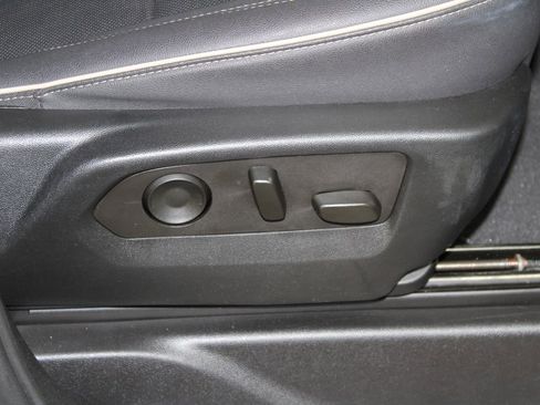 Used 2023 Chevrolet Tahoe Premier image 29