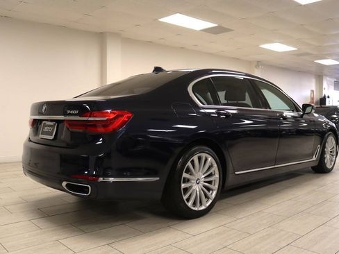 Used 2016 BMW 740i RWD image 6