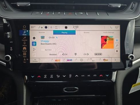 New 2026 Jeep Grand Cherokee Laredo image 18