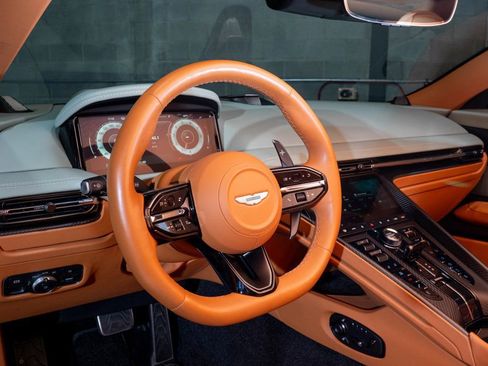 Used 2024 Aston Martin DB12 Coupe image 11