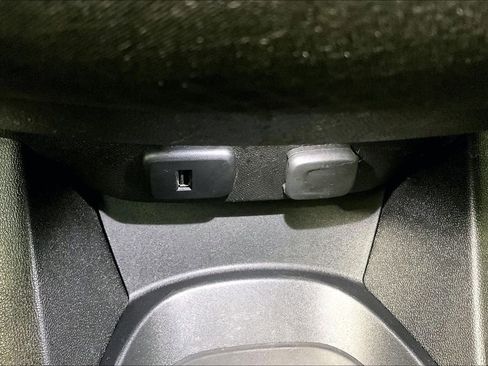 Used 2018 Chevrolet Malibu LS image 33