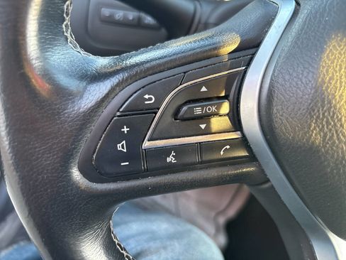 Used 2019 INFINITI Q50 Luxe w/ Essential Package (3.0T Luxe) AWD/4WD image 24