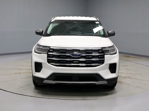 Certified 2025 Ford Explorer Active AWD/4WD image 6