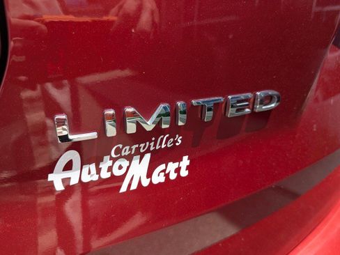 Used 2017 Ford Explorer Limited w/ Equipment Group 301A AWD/4WD image 25