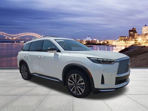 Used 2026 INFINITI QX60 Luxe w/ Family Package image 4