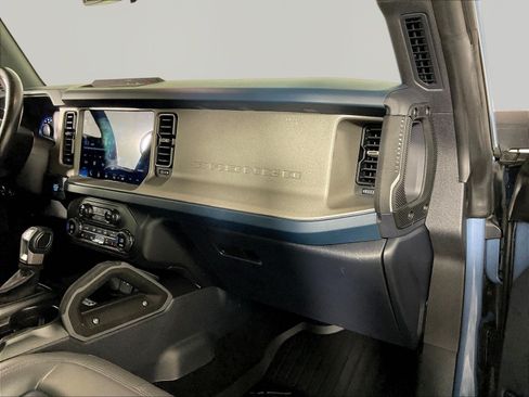 Used 2024 Ford Bronco Outer Banks AWD/4WD image 26