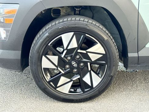 Used 2024 Hyundai Kona SEL AWD/4WD image 10