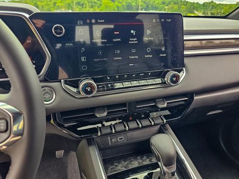 New 2026 GMC Canyon Elevation w/ Convenience Package image 22