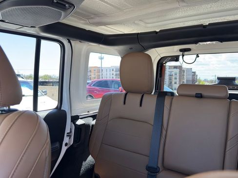 Used 2022 Jeep Wrangler Unlimited Sahara 4xe w/ Cold Weather Group image 18