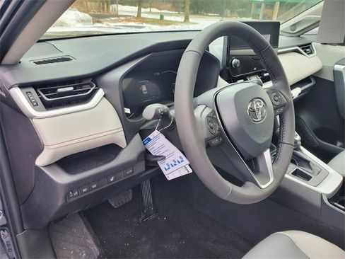 New 2025 Toyota RAV4 XLE Premium image 20