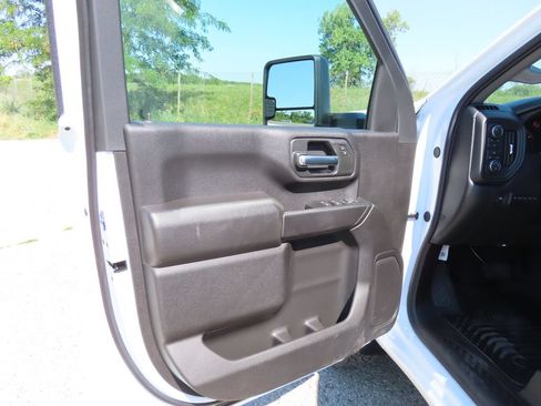 New 2026 Chevrolet Silverado 2500 Custom w/ Custom Convenience Package AWD/4WD image 19