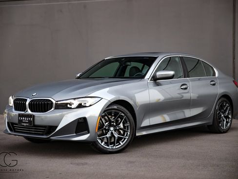 Used 2026 BMW 330i xDrive Sedan AWD/4WD image 3