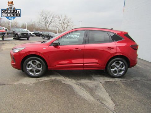 Used 2024 Ford Escape ST-Line w/ Tech Pack #1 image 2