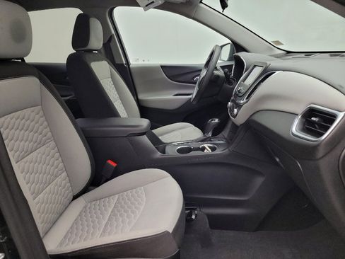 Used 2020 Chevrolet Equinox LS w/ LS Convenience Package image 21