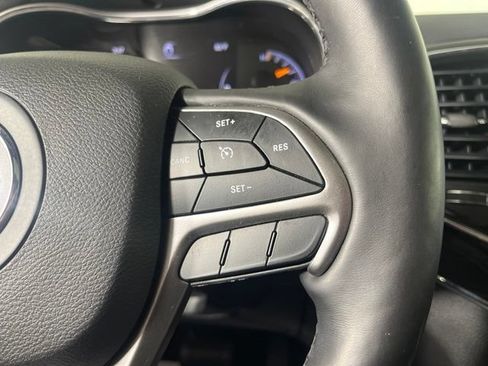 Used 2021 Jeep Grand Cherokee Limited AWD/4WD image 22