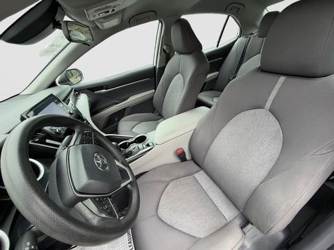 Used 2024 Toyota Camry LE AWD/4WD image 13