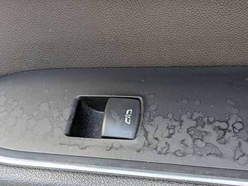 Used 2025 GMC Sierra 1500 SLT image 35