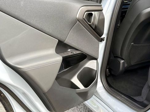 New 2026 BMW X3 xDrive30 w/ M Sport Package AWD/4WD image 13