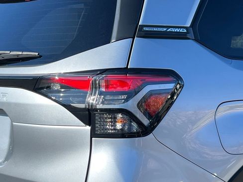 Certified 2025 Subaru Forester Premium image 6