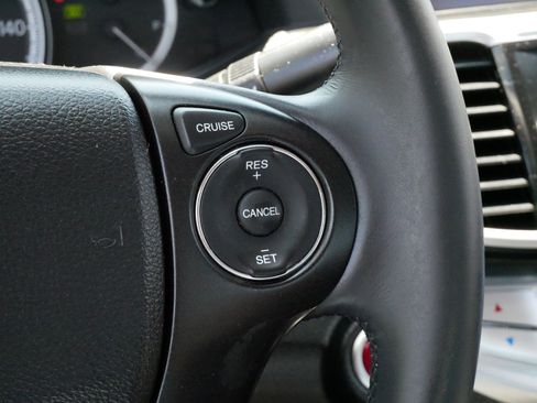 Used 2015 Honda Accord EX-L image 25