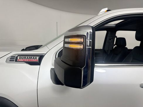 Used 2024 GMC Sierra 3500 Denali w/ Denali Reserve Package image 20