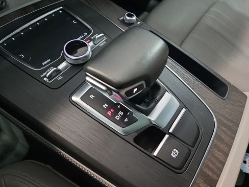 Used 2019 Audi Q5 2.0T Premium Plus AWD/4WD image 28