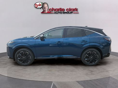 New 2026 Nissan Murano Platinum w/ Cargo Package AWD/4WD image 3