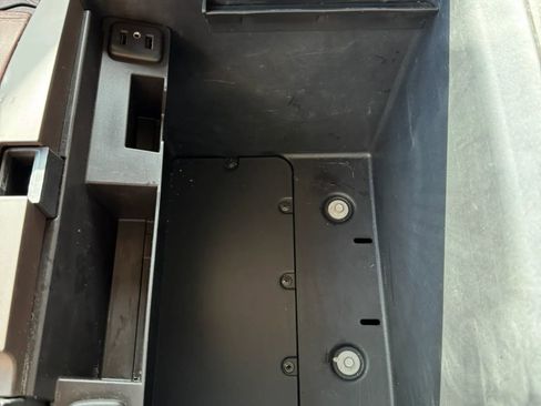 Used 2016 Chevrolet Tahoe LTZ AWD/4WD image 36