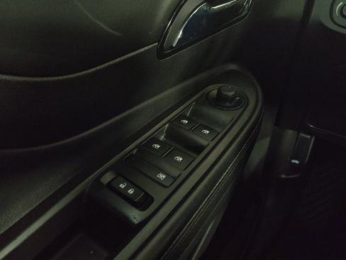 Used 2018 Buick Encore Sport Touring FWD image 27