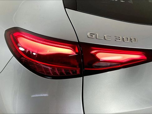 New 2026 Mercedes-Benz GLC 300 4MATIC image 14