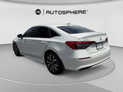 Used 2024 Honda Civic EX image 6