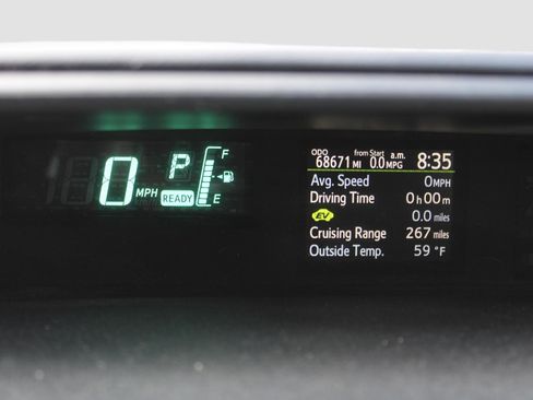 Used 2013 Toyota Prius C Two image 14