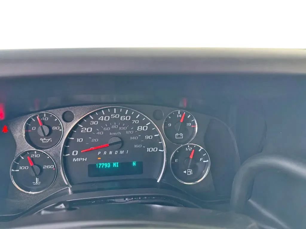 Used 2020 GMC Savana 3500 Extended w/ Driver Convenience Package RWD image 21