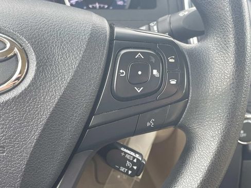 Used 2017 Toyota Camry LE FWD image 23