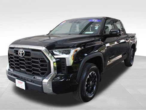 Used 2023 Toyota Tundra SR5 w/ TRD Off-Road Premium Package AWD/4WD image 7