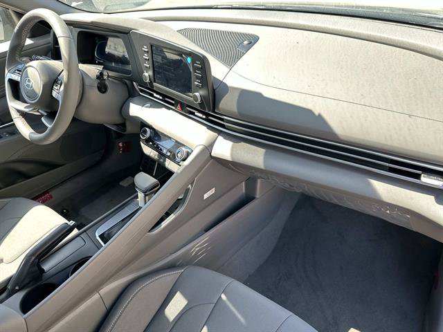 New 2026 Hyundai Elantra Sport FWD image 27