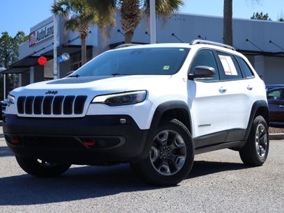 Used 2020 Jeep Cherokee Trailhawk w/ Technology Group