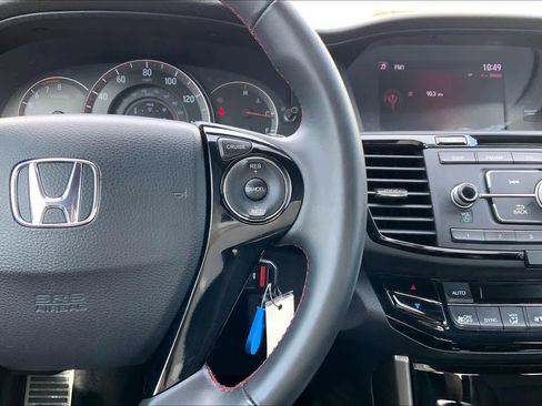 Used 2017 Honda Accord Sport Special Edition image 23
