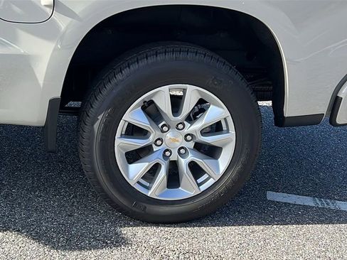 New 2026 Chevrolet Silverado 1500 Custom image 9