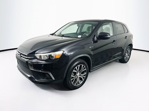 Used 2018 Mitsubishi Outlander Sport ES image 3