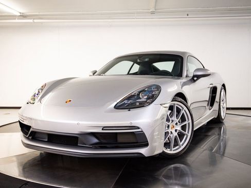 Certified 2025 Porsche 718 Cayman GTS RWD image 1