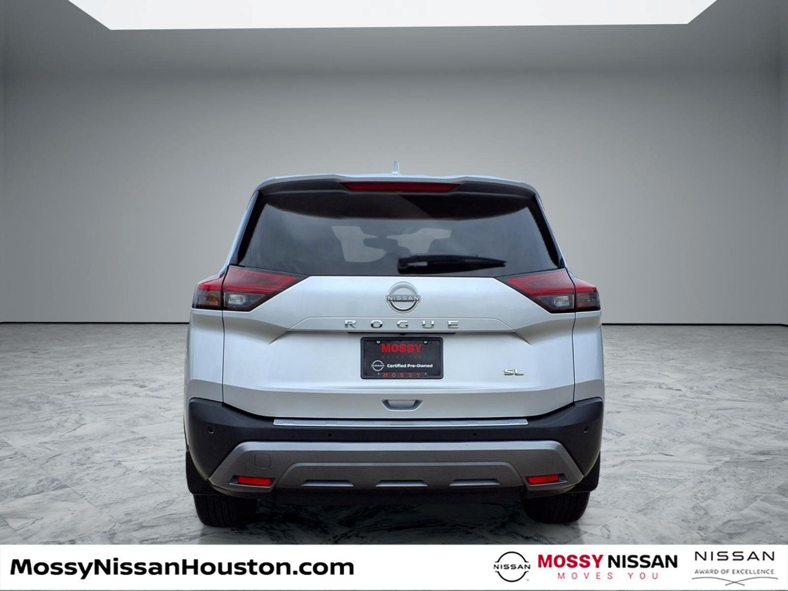 Certified 2022 Nissan Rogue SL w/ SL Premium Package FWD image 6