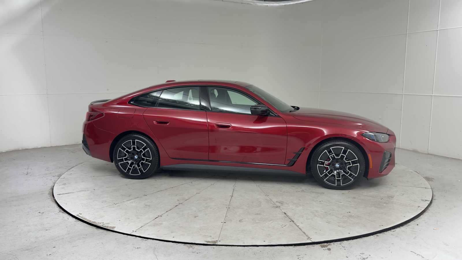 New 2026 BMW i4 xDrive40i w/ M Sport Package AWD/4WD image 9