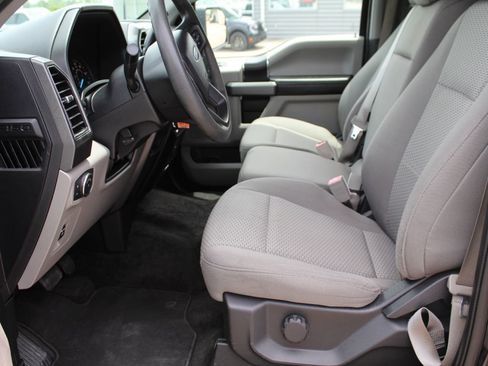 Used 2018 Ford F150 XLT RWD image 9