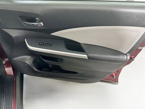 Used 2015 Honda CR-V Touring image 32