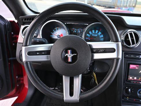 Used 2008 Ford Mustang GT Premium RWD image 17
